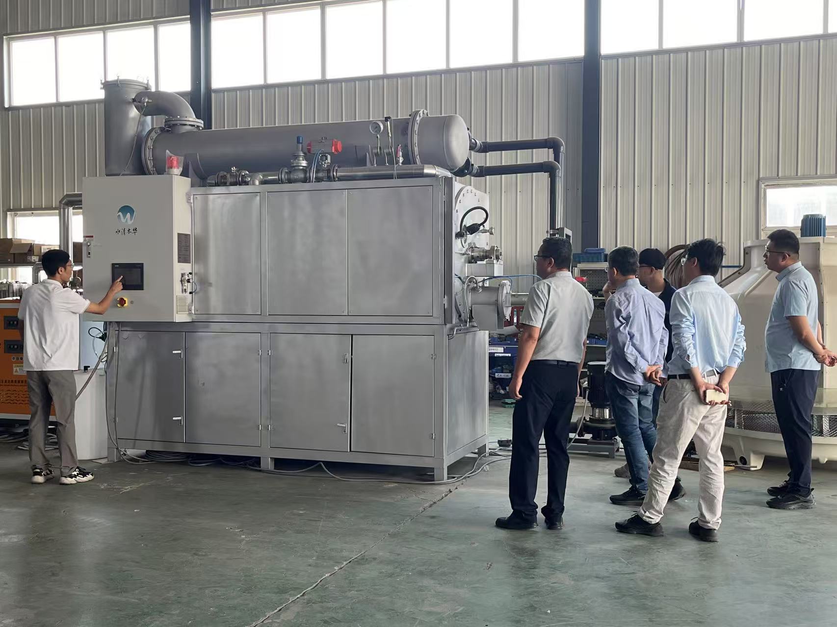 刮板蒸發器廠家｜水清木華20年技術沉淀，專攻高濃度廢液處理與廢水零排放難題